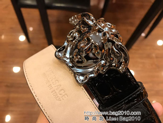 VERSACE範思哲 2018秋冬新款 頂級頭層牛皮 純銅扣 亮面鱷魚肚牛皮 男士皮帶  xfp1060